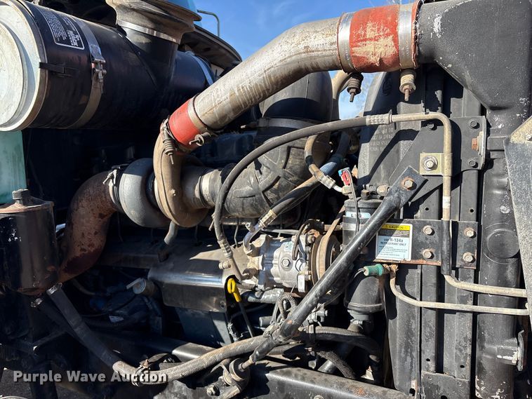 image for item EU7339 2000 Mack CH613 dump truck