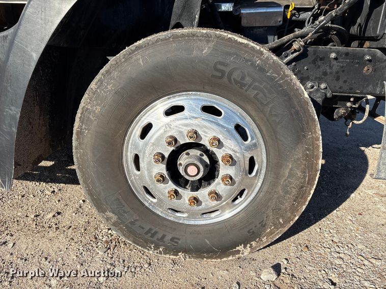 image for item EU7339 2000 Mack CH613 dump truck