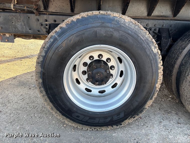 image for item EU7339 2000 Mack CH613 dump truck