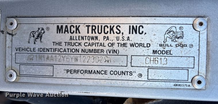 image for item EU7339 2000 Mack CH613 dump truck