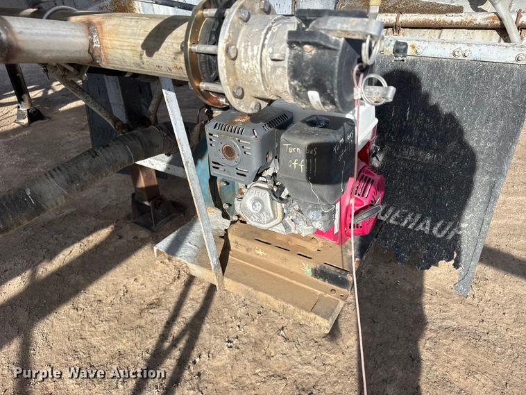 image for item FB0577 1979 Fruehauf TKPF2R6000 tank trailer