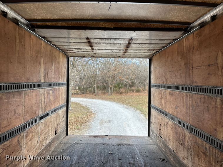 image for item FG0021 2005 Kenworth T300 box truck