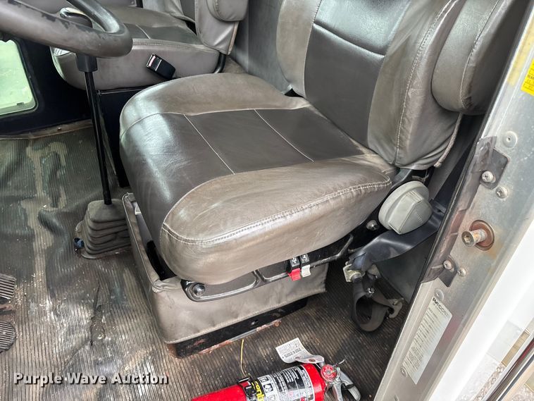 image for item FG0021 2005 Kenworth T300 box truck