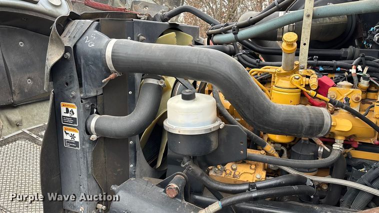 image for item FG0021 2005 Kenworth T300 box truck