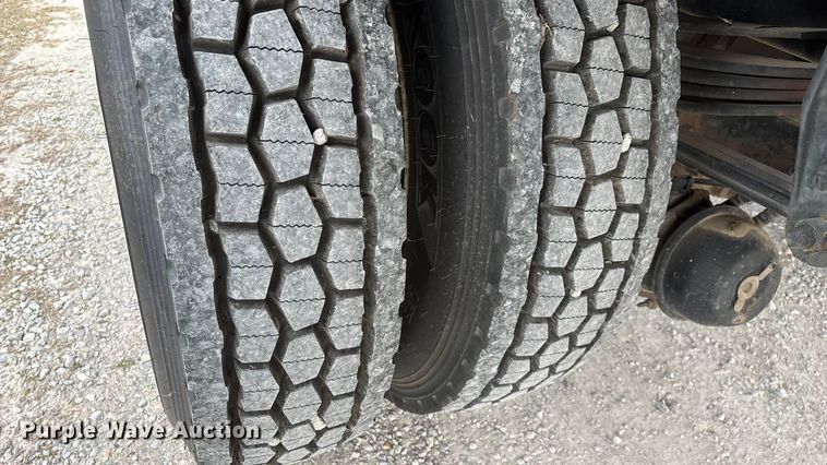 image for item FG0021 2005 Kenworth T300 box truck