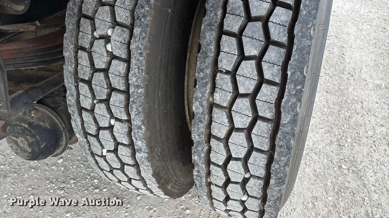 image for item FG0021 2005 Kenworth T300 box truck