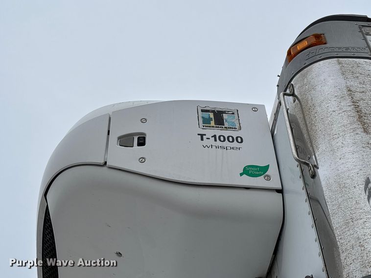 image for item FG0026 2007 Peterbilt PB335 refrigerated truck