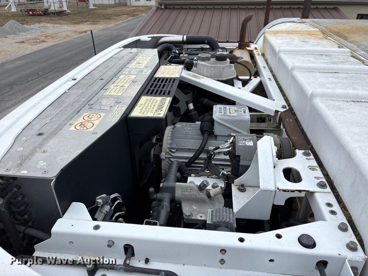 image for item FG0026 2007 Peterbilt PB335 refrigerated truck