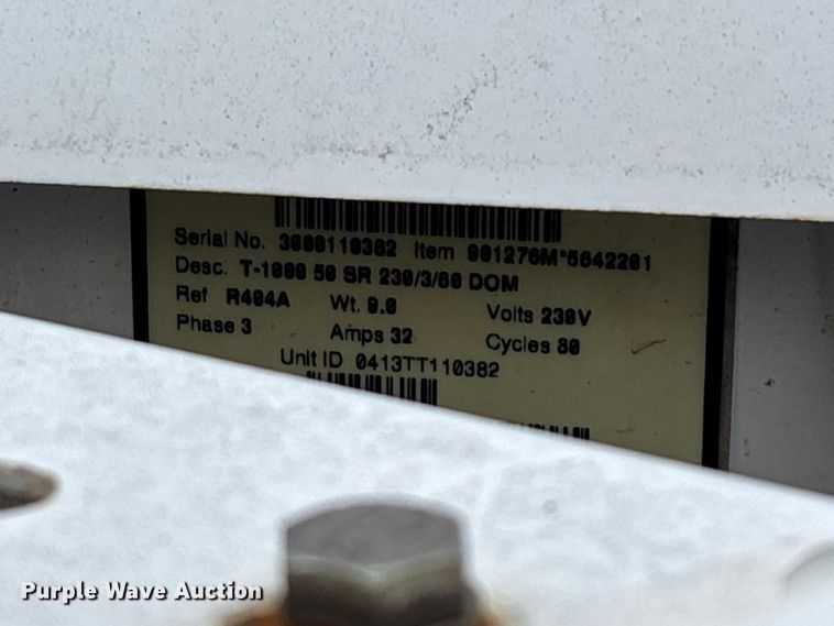 image for item FG0026 2007 Peterbilt PB335 refrigerated truck