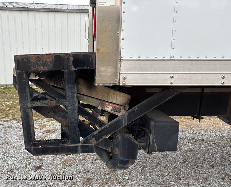 image for item FG0026 2007 Peterbilt PB335 refrigerated truck