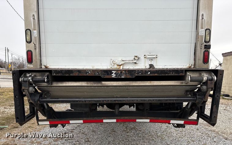 image for item FG0026 2007 Peterbilt PB335 refrigerated truck