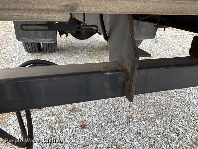 image for item FG0026 2007 Peterbilt PB335 refrigerated truck