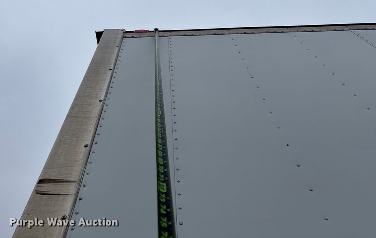 image for item FG0026 2007 Peterbilt PB335 refrigerated truck