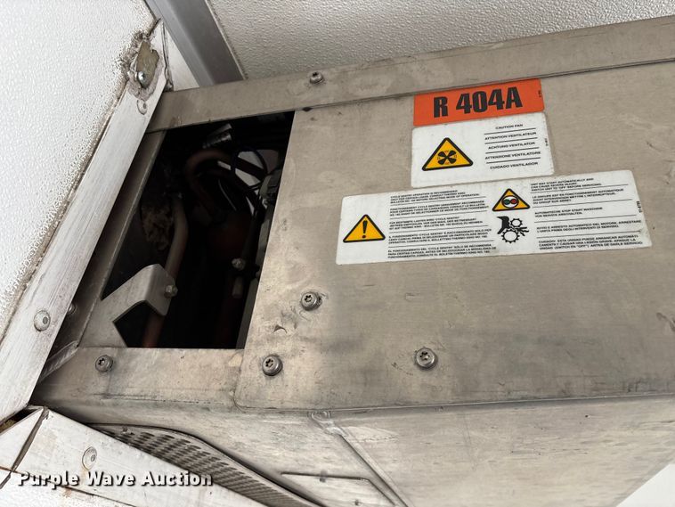 image for item FG0026 2007 Peterbilt PB335 refrigerated truck