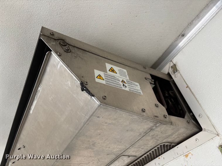 image for item FG0026 2007 Peterbilt PB335 refrigerated truck