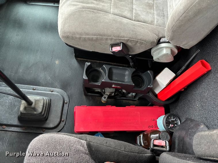 image for item FG0026 2007 Peterbilt PB335 refrigerated truck