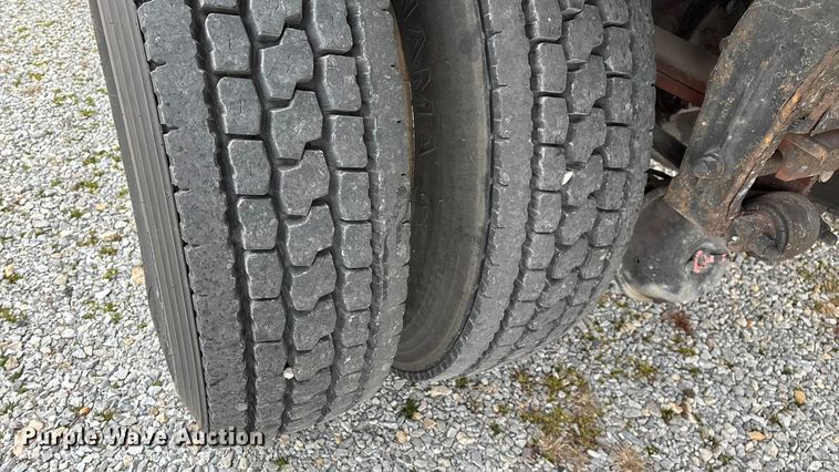 image for item FG0026 2007 Peterbilt PB335 refrigerated truck