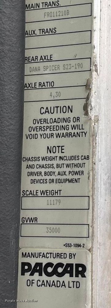 image for item FG0026 2007 Peterbilt PB335 refrigerated truck