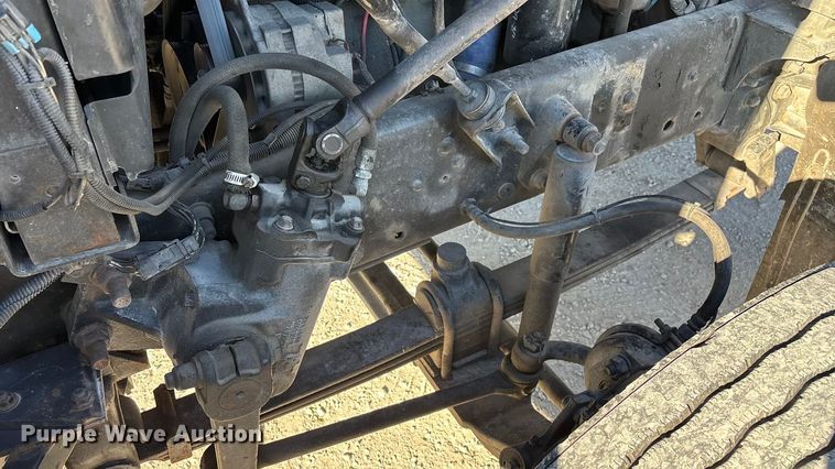 image for item FG0028 1999 Mack CH600 semi truck