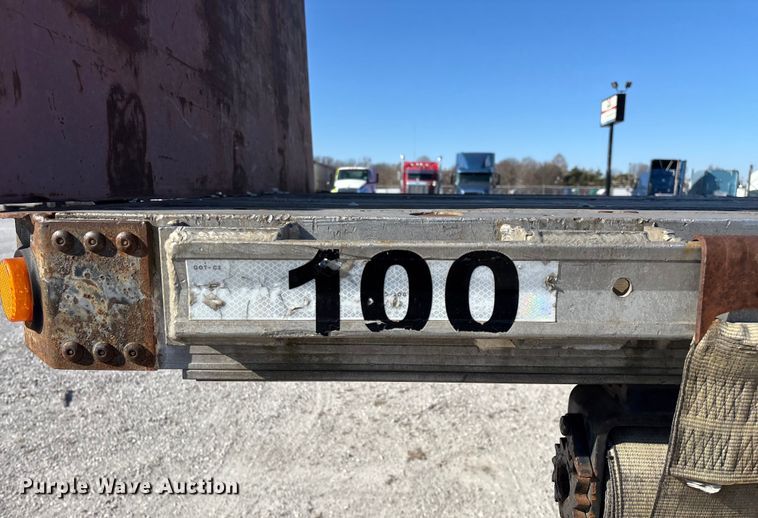 image for item FG0029 1997 Fontaine LFTW-6-8048WSAWK flatbed trailer