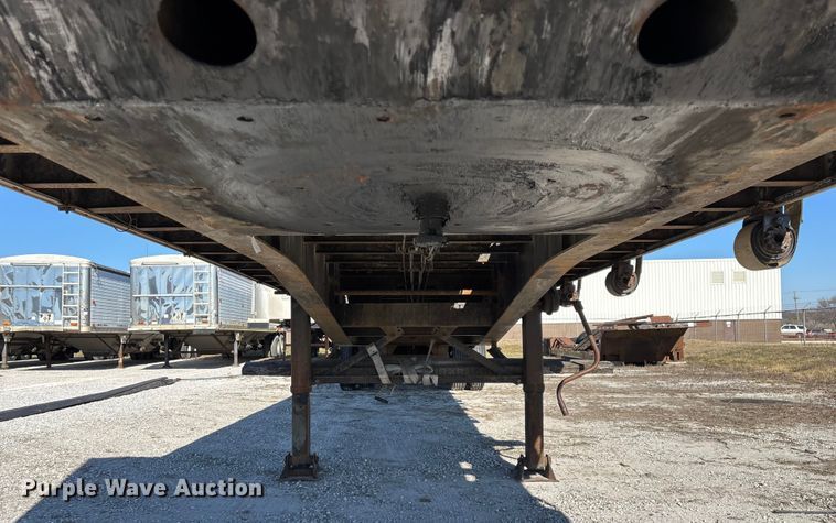 image for item FG0029 1997 Fontaine LFTW-6-8048WSAWK flatbed trailer