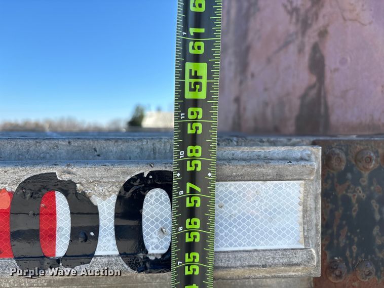 image for item FG0029 1997 Fontaine LFTW-6-8048WSAWK flatbed trailer