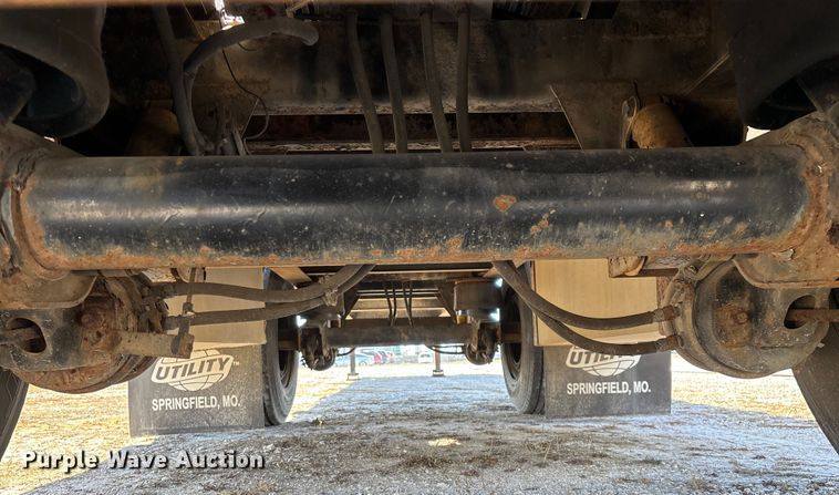 image for item FG0029 1997 Fontaine LFTW-6-8048WSAWK flatbed trailer