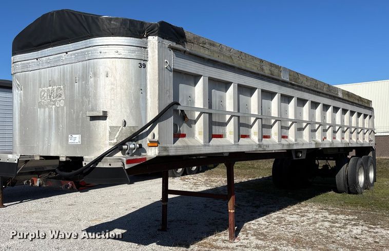image for item FG0035 1986 CMC Trailers, Inc. end dump trailer