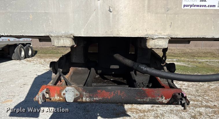 image for item FG0035 1986 CMC Trailers, Inc. end dump trailer