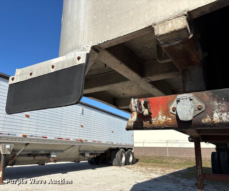 image for item FG0035 1986 CMC Trailers, Inc. end dump trailer