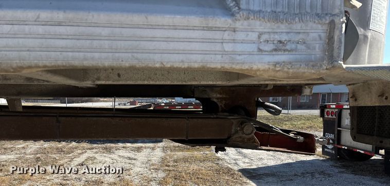 image for item FG0035 1986 CMC Trailers, Inc. end dump trailer