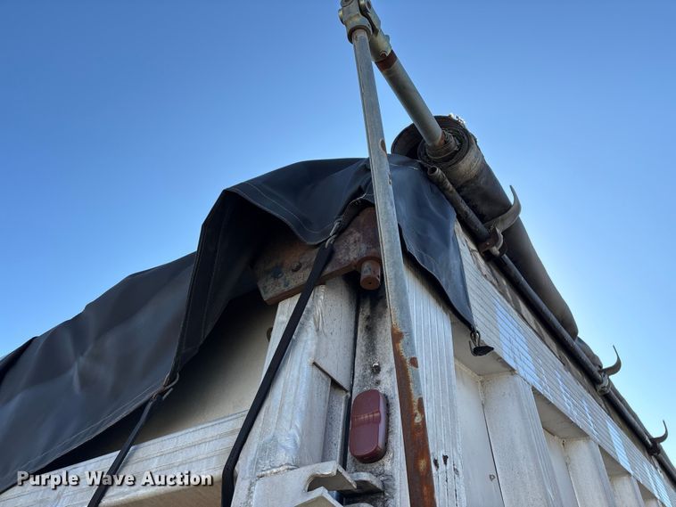 image for item FG0035 1986 CMC Trailers, Inc. end dump trailer