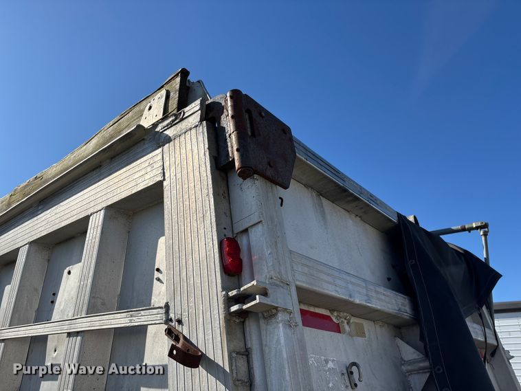 image for item FG0035 1986 CMC Trailers, Inc. end dump trailer