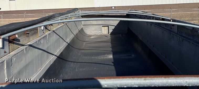 image for item FG0035 1986 CMC Trailers, Inc. end dump trailer