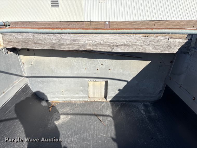 image for item FG0035 1986 CMC Trailers, Inc. end dump trailer