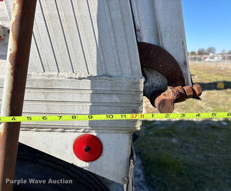 image for item FG0035 1986 CMC Trailers, Inc. end dump trailer