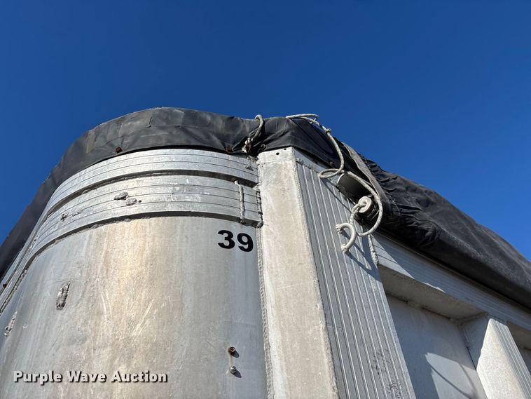 image for item FG0035 1986 CMC Trailers, Inc. end dump trailer