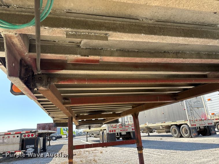 image for item FG0035 1986 CMC Trailers, Inc. end dump trailer