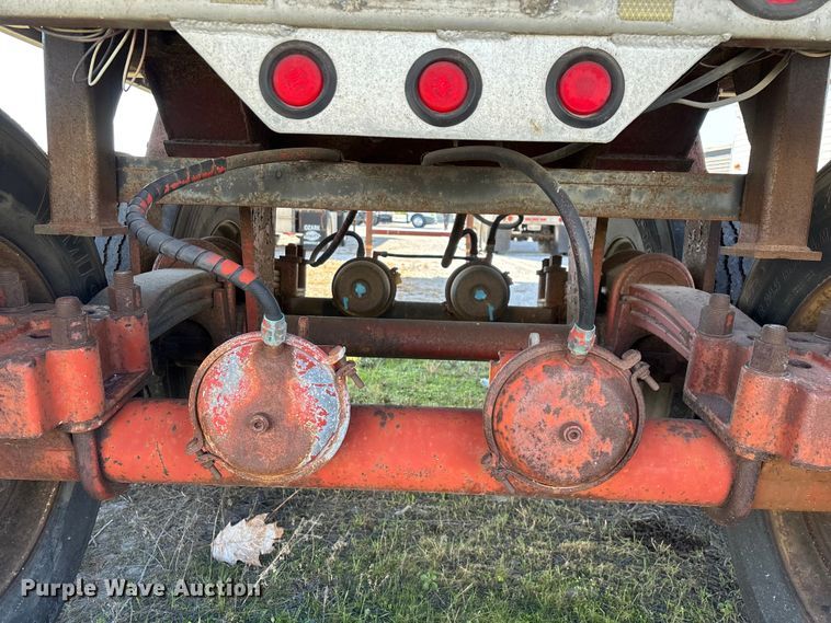 image for item FG0035 1986 CMC Trailers, Inc. end dump trailer