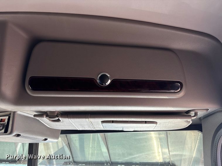 image for item FG2543 2022 Peterbilt 389 semi truck