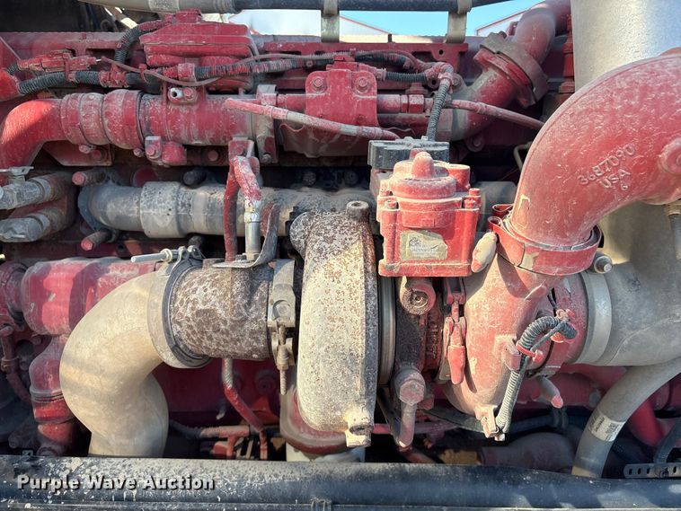 image for item FG2543 2022 Peterbilt 389 semi truck