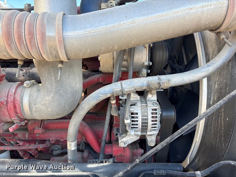 image for item FG2543 2022 Peterbilt 389 semi truck