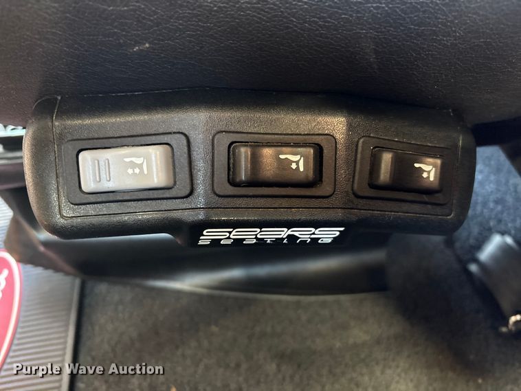 image for item FG2544 2022 Peterbilt 389 semi truck