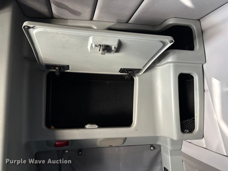 image for item FG2544 2022 Peterbilt 389 semi truck