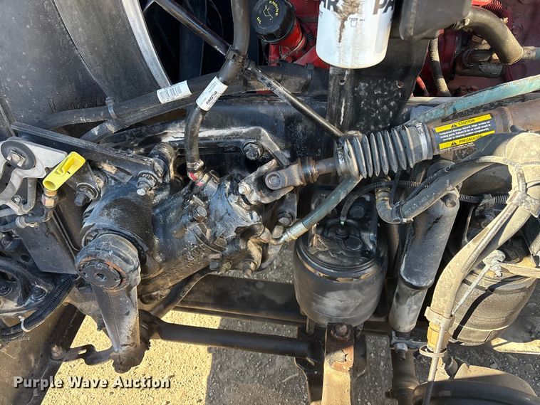 image for item FG2544 2022 Peterbilt 389 semi truck