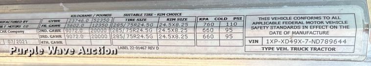 image for item FG2544 2022 Peterbilt 389 semi truck