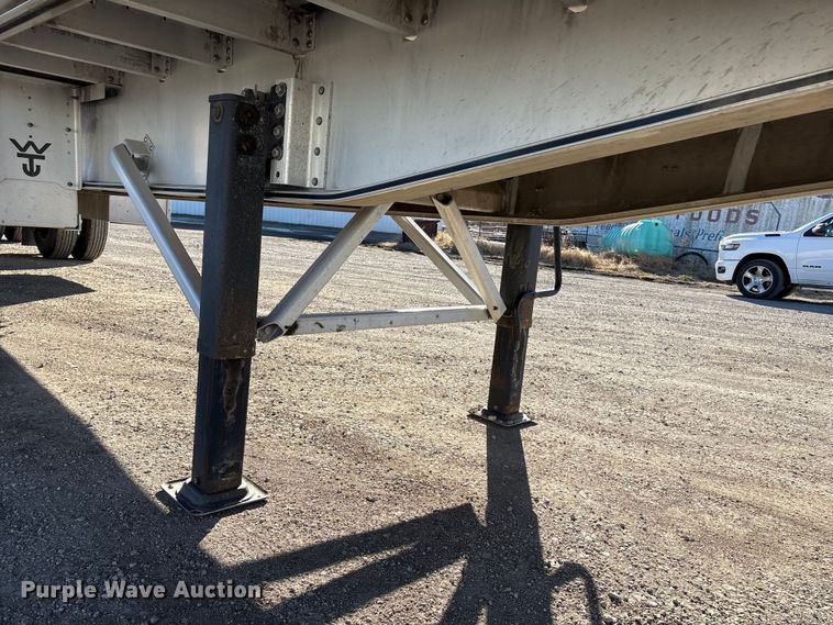 image for item FG2545 2022 Wilson AF-1080 flatbed trailer