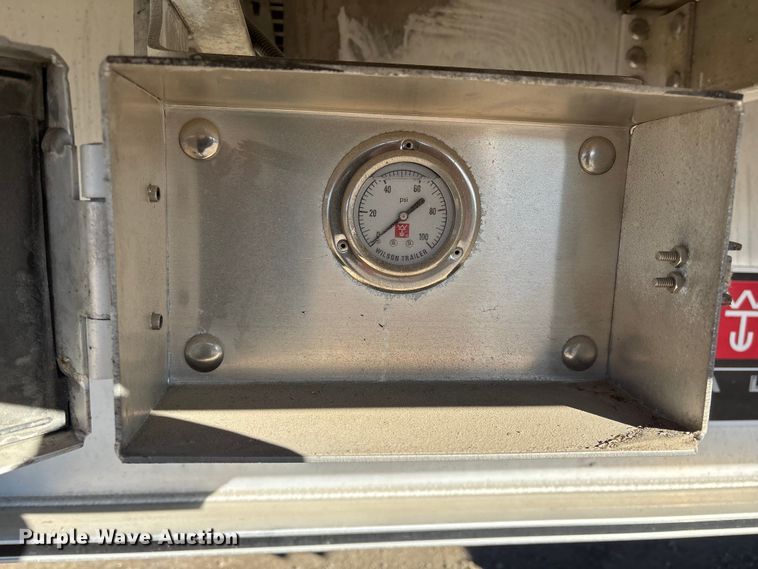 image for item FG2545 2022 Wilson AF-1080 flatbed trailer