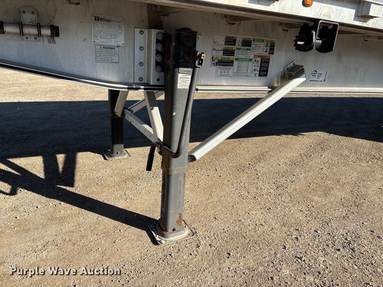 image for item FG2545 2022 Wilson AF-1080 flatbed trailer