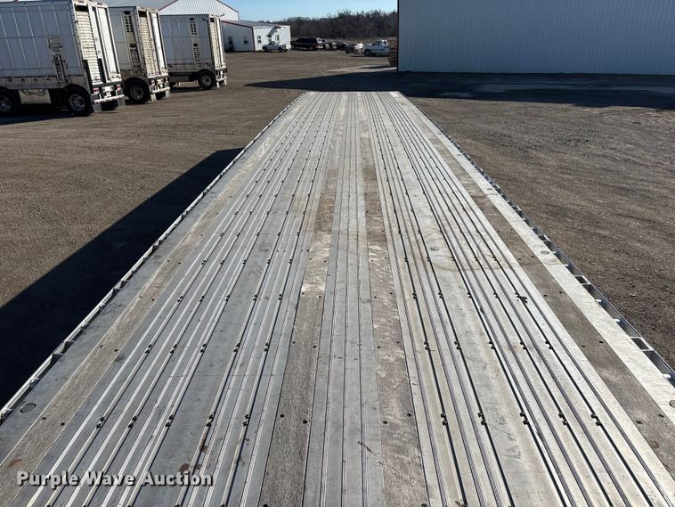 image for item FG2545 2022 Wilson AF-1080 flatbed trailer